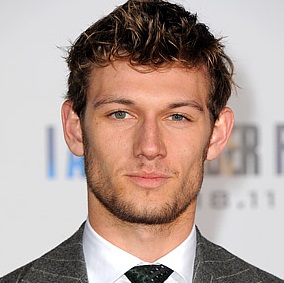 Alex Pettyfer Girlfriend, Dating, Engaged, Gay and Shirtless