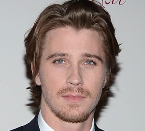 Garrett Hedlund Girlfriend, Dating, Gay, Shirtless and Net Worth