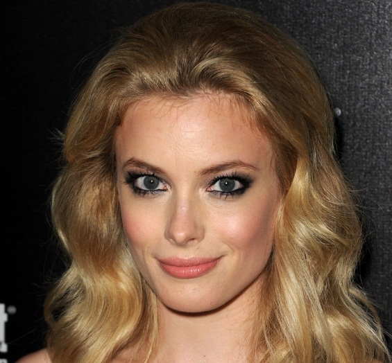 Gillian Jacobs Dating, Boyfriend or Partner and Plastic Surgery