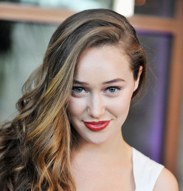 Alycia Debnam Carey Wiki, Bio, Age, Boyfriend, Dating and Nationality