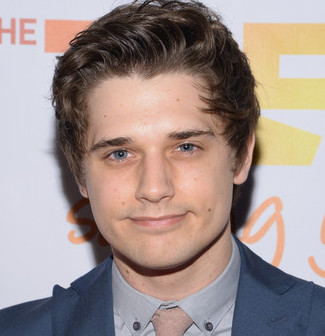 Andy Mientus Wiki, Bio, Height, Girlfriend and Dating