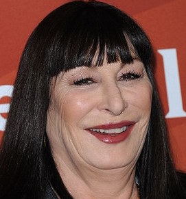 Anjelica Huston Wiki, Husband, Divorce, Ethnicity and Net Worth