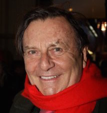 Barry Humphries Wiki, Wife, Health, Dead or Alive and Net Worth