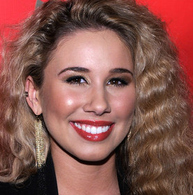 Haley Reinhart Wiki, Boyfriend, Dating and Net Worth