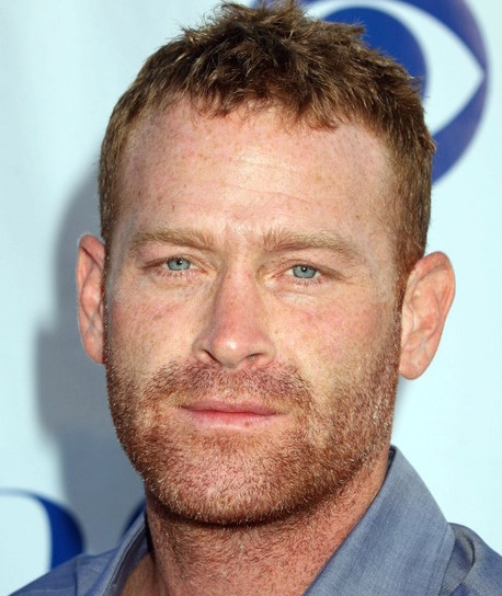 Max Martini Wiki, Wife, Divorce, Girlfriend or Gay and Shirtless