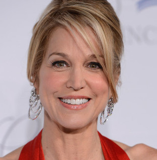 Paula Zahn Wiki, Bio, Husband, Divorce, Salary and Net Worth