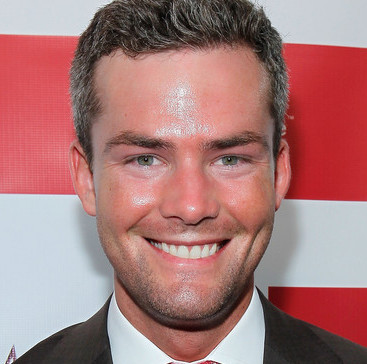 Ryan Serhant Wiki, Married or Girlfriend, Dating and Net Worth