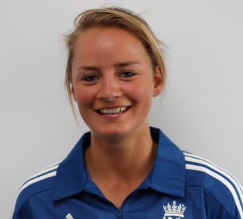 Danielle Wyatt (Cricketer) Wiki, Height, Boyfriend and Dating