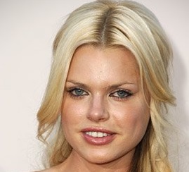 Sophie Monk Boyfriend, Dating, Plastic Surgery and Net Worth