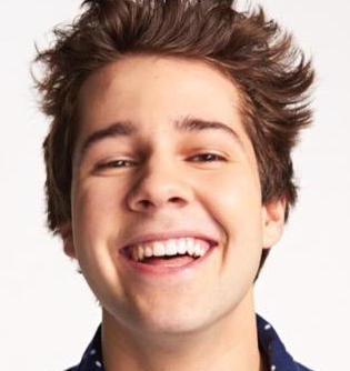 David Dobrik Wiki, Bio, Age, Girlfriend and Dating