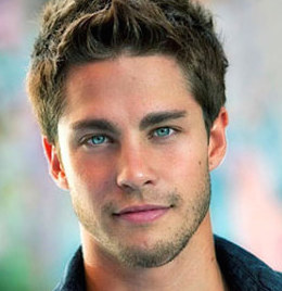 Dean Geyer Wiki, Married, Wife, Girlfriend or Gay