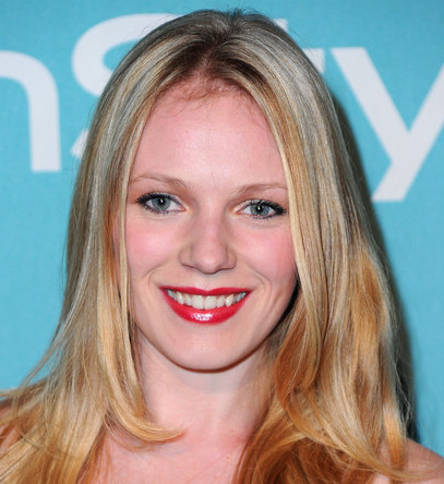 Emma Bell Wiki, Bio, Boyfriend, Dating and Net Worth