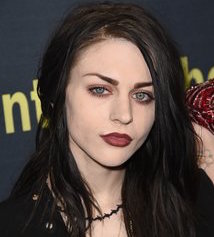 Frances Cobain Wiki, Boyfriend, Dating, Tattoos and Net Worth