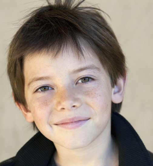 Griffin Gluck Wiki, Bio, Girlfriend, Dating and Parents