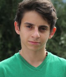 Moises Arias Wiki, Bio, Girlfriend, Dating or Gay, Shirtless