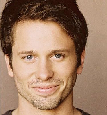 Tyler Ritter Wiki, Married, Wife, Girlfriend or Gay