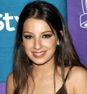 Vanessa Lengies Wiki, Bio, Boyfriend, Dating and Hot